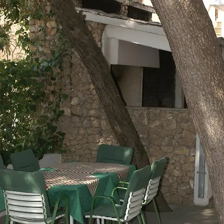 Stanici 3064c Daire Omiš